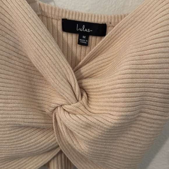 Lulu's sweater crop top size m - Picture 2 of 3